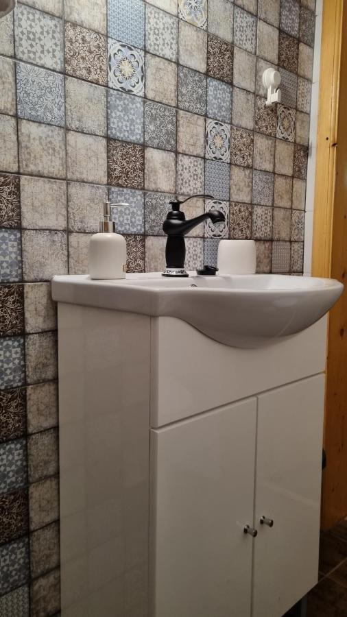 Vila Panselutelor 6 Sinaia Bagian luar foto