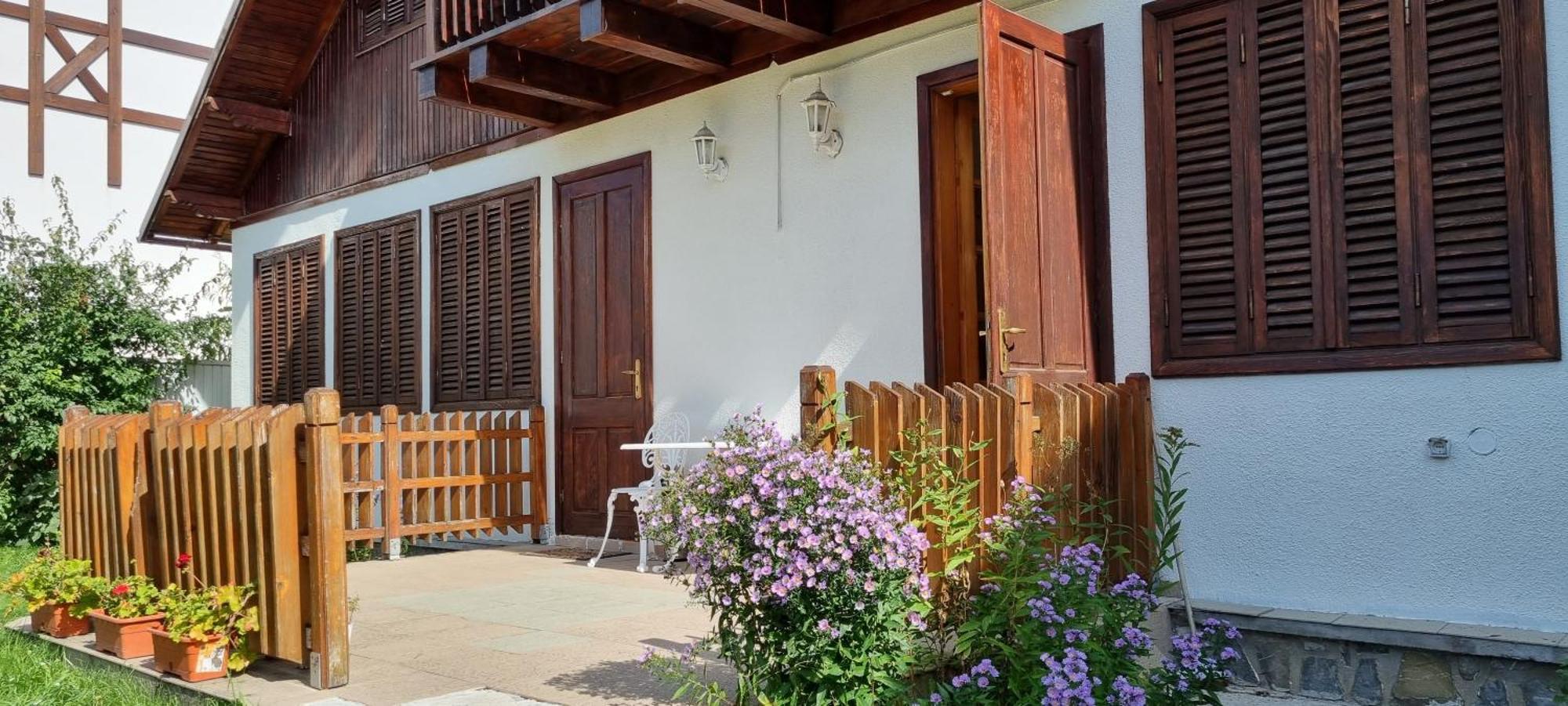 Vila Panselutelor 6 Sinaia Bagian luar foto